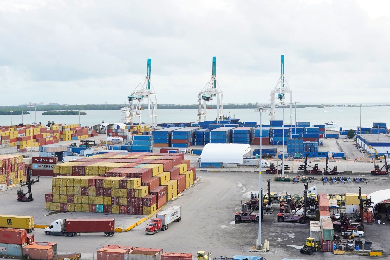 Scheduling linked to 10% tariffs causing confusion, angst for US importers