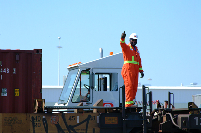 International Longshore and Warehouse Union membership gave a thumbs to an early contract extension.