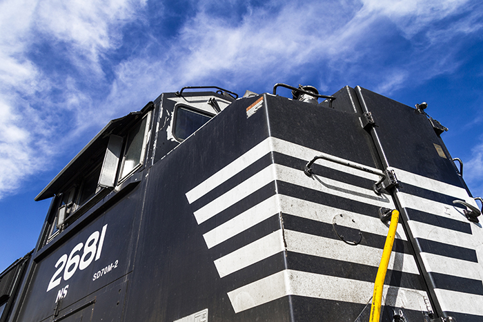 CN and NS say a deal bypassing the traditional Chicago switch will cut two days off of transits. Photo credit: Shutterstock.com