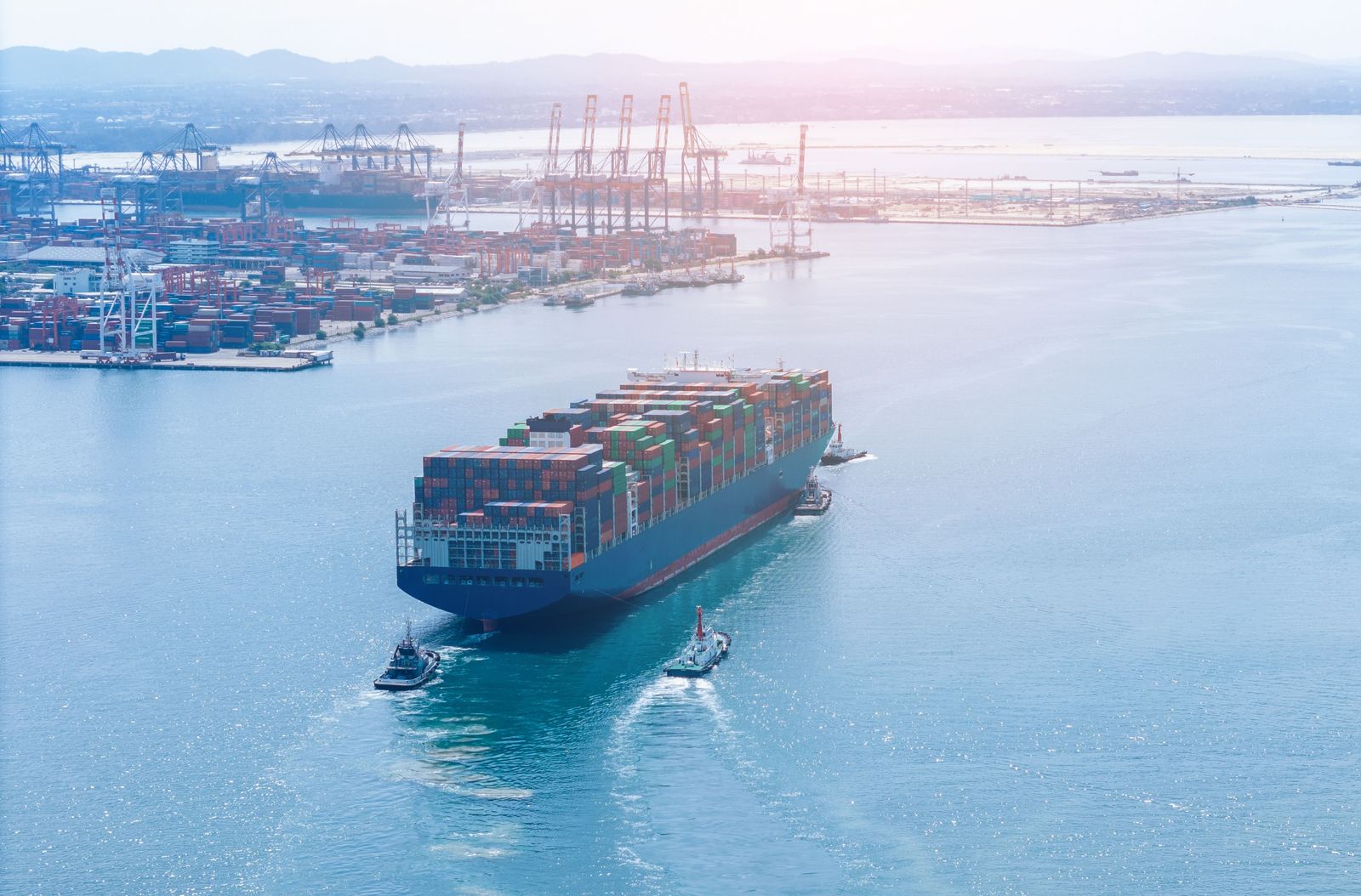 Trans-Pacific carriers announce massive June rate hikes