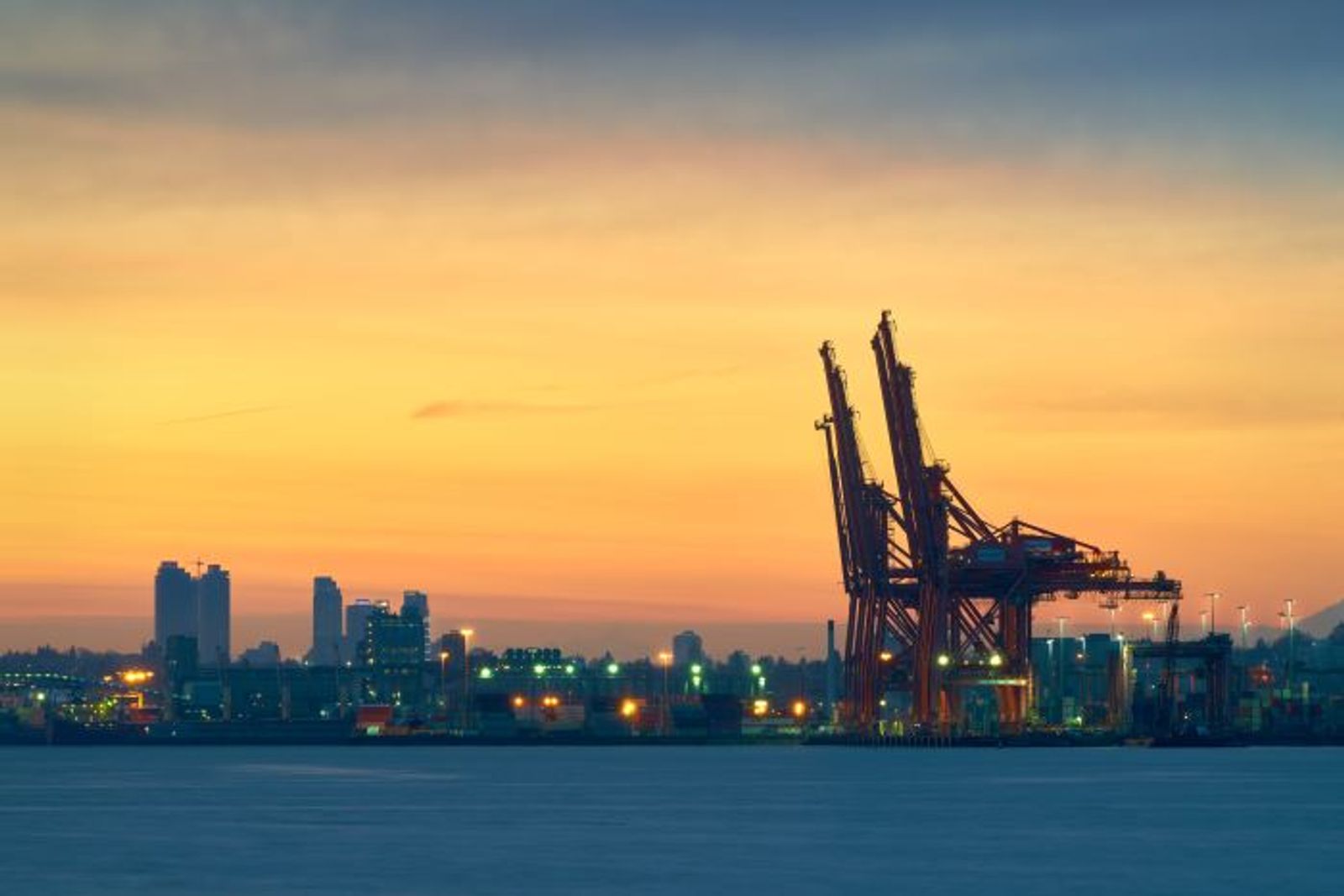 BC ports, longshore unions need new bargaining process: report