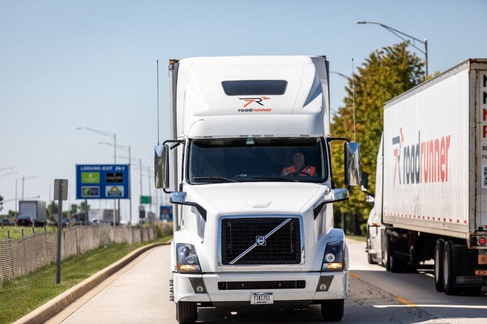 LTL carriers expanding US networks despite low freight demand