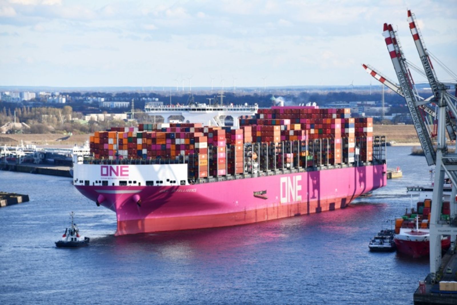 ONE makes big cut in profit forecast as falling rates, excess capacity weigh on carriers