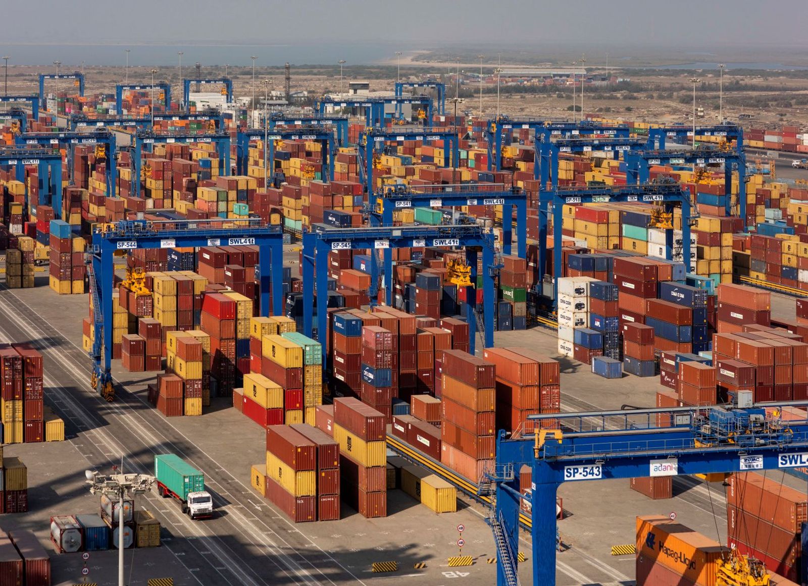 Congestion choking Mundra Port threatens North India cargo flow