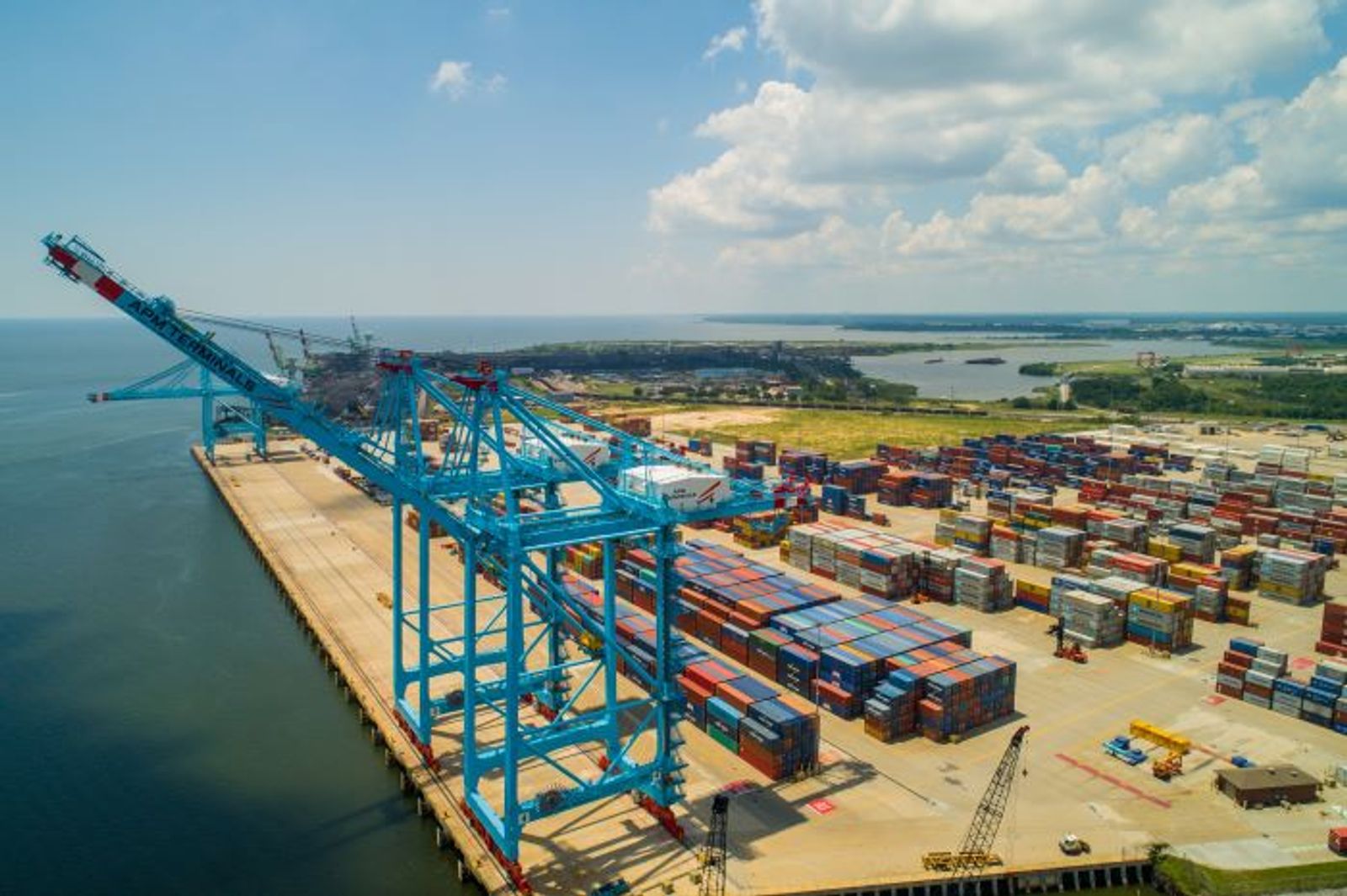 Harbor deepening primes Mobile for bigger ships, first US calls