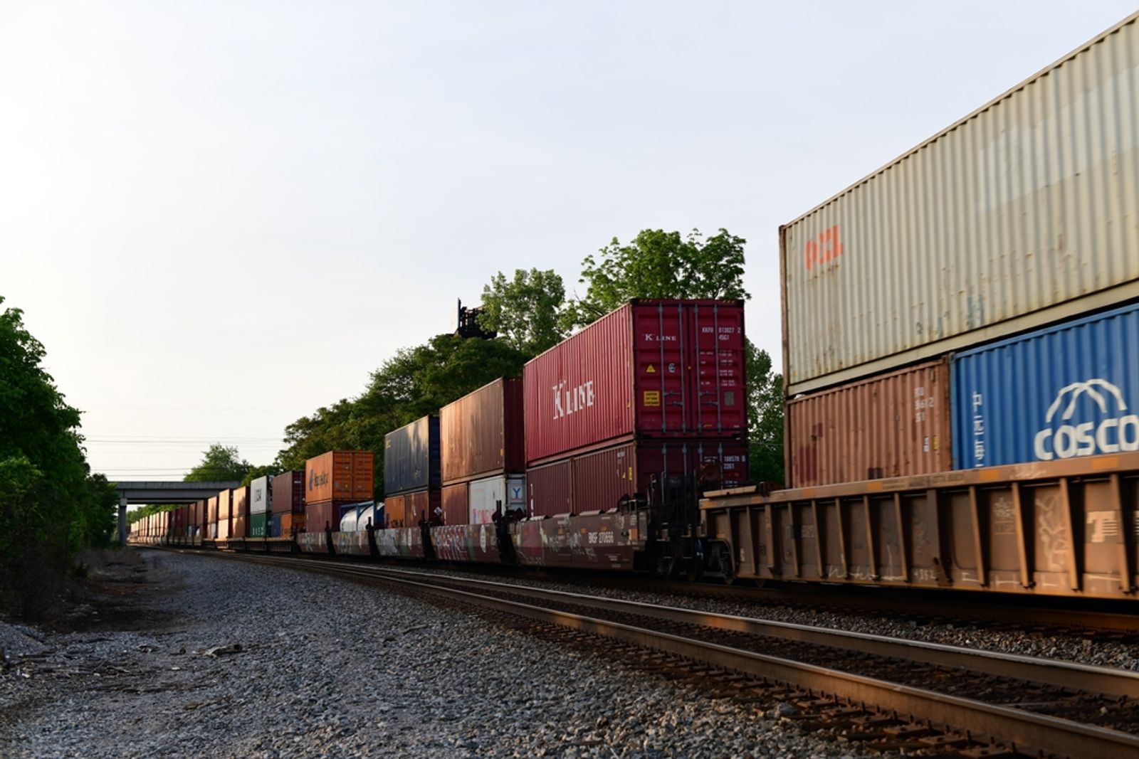 Norfolk Southern tweaks international services from West, East coasts