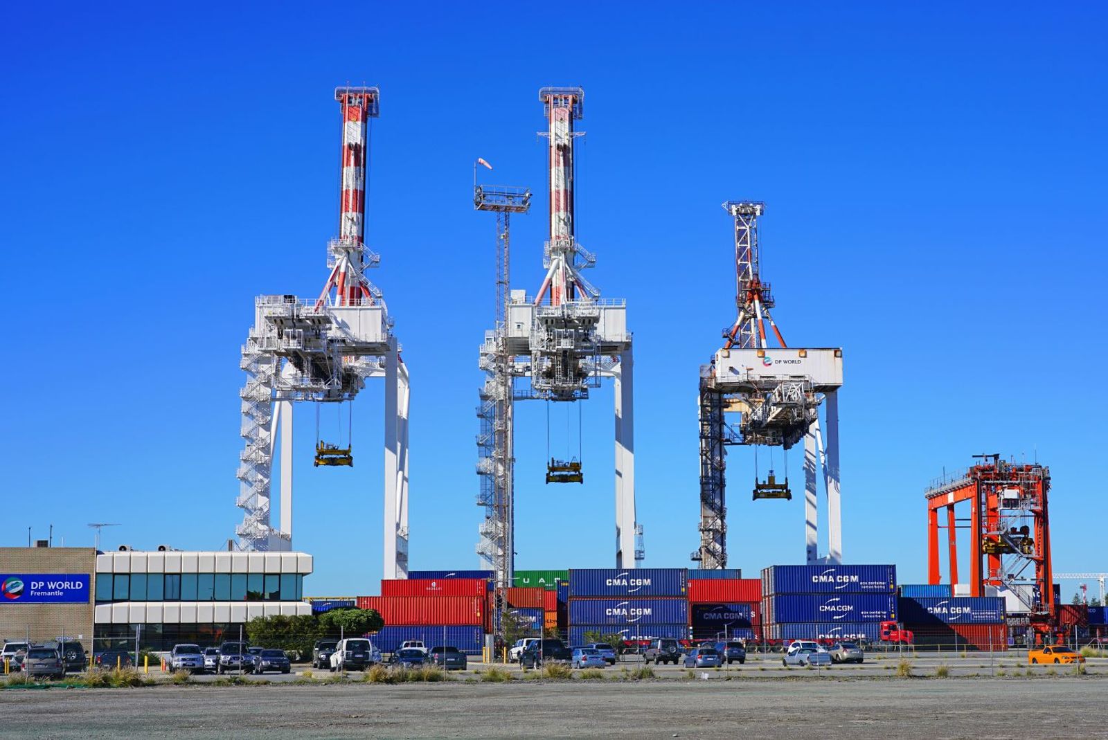 Australian shipper groups call for legal curbs on terminal operator fee hikes