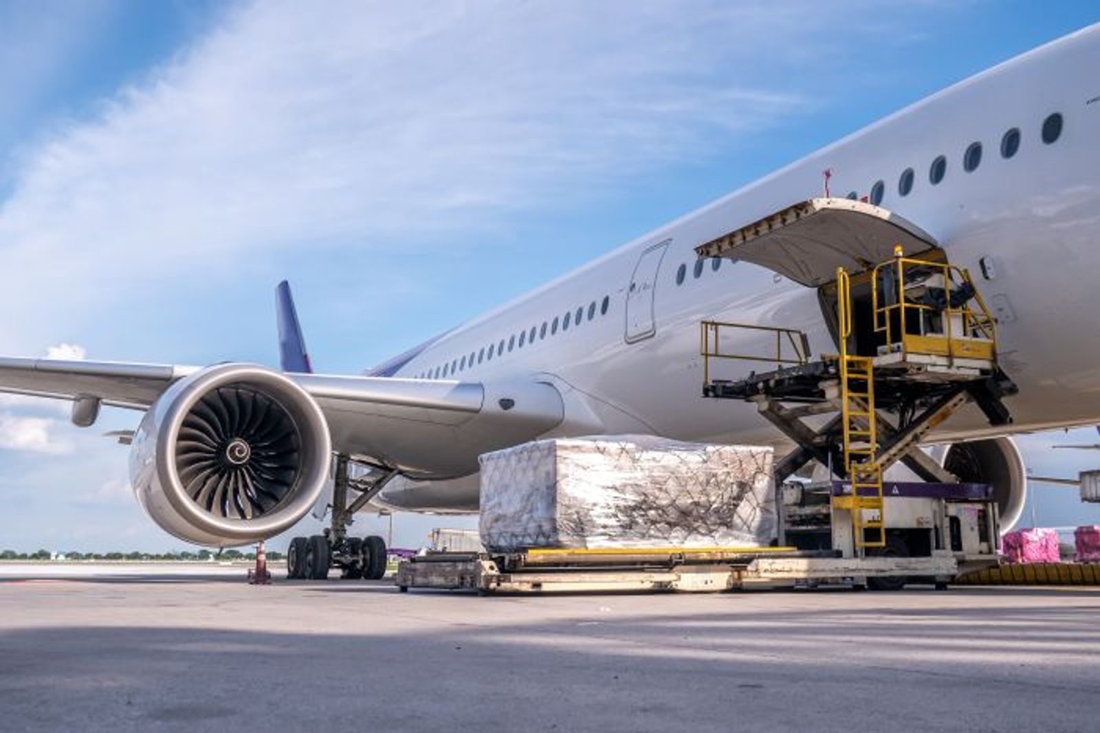 Expeditors’ Q3 earnings beat forecast on air freight, customs gains