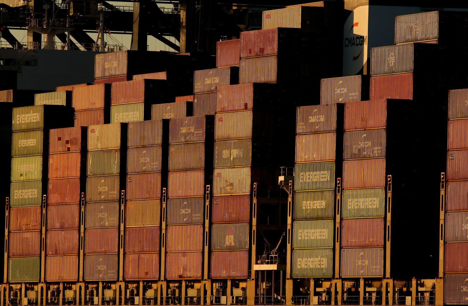 Slump of US imports from Asia deepening