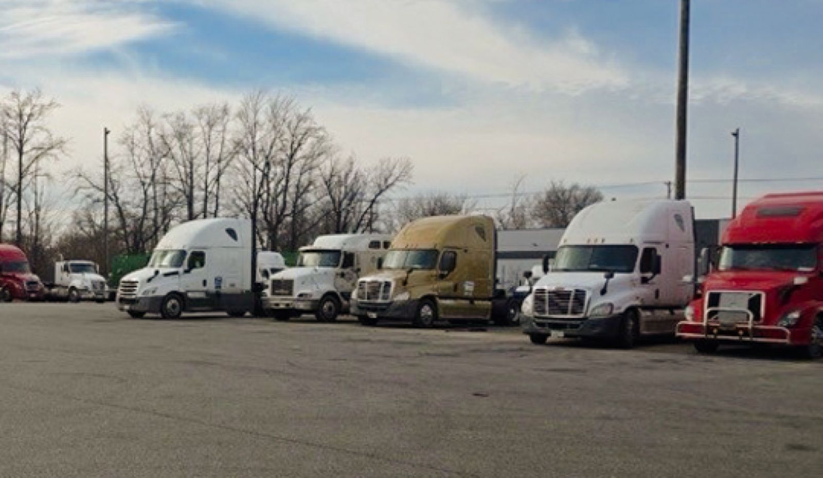 Drivers battling delays at Norfolk Southern terminal in Louisville