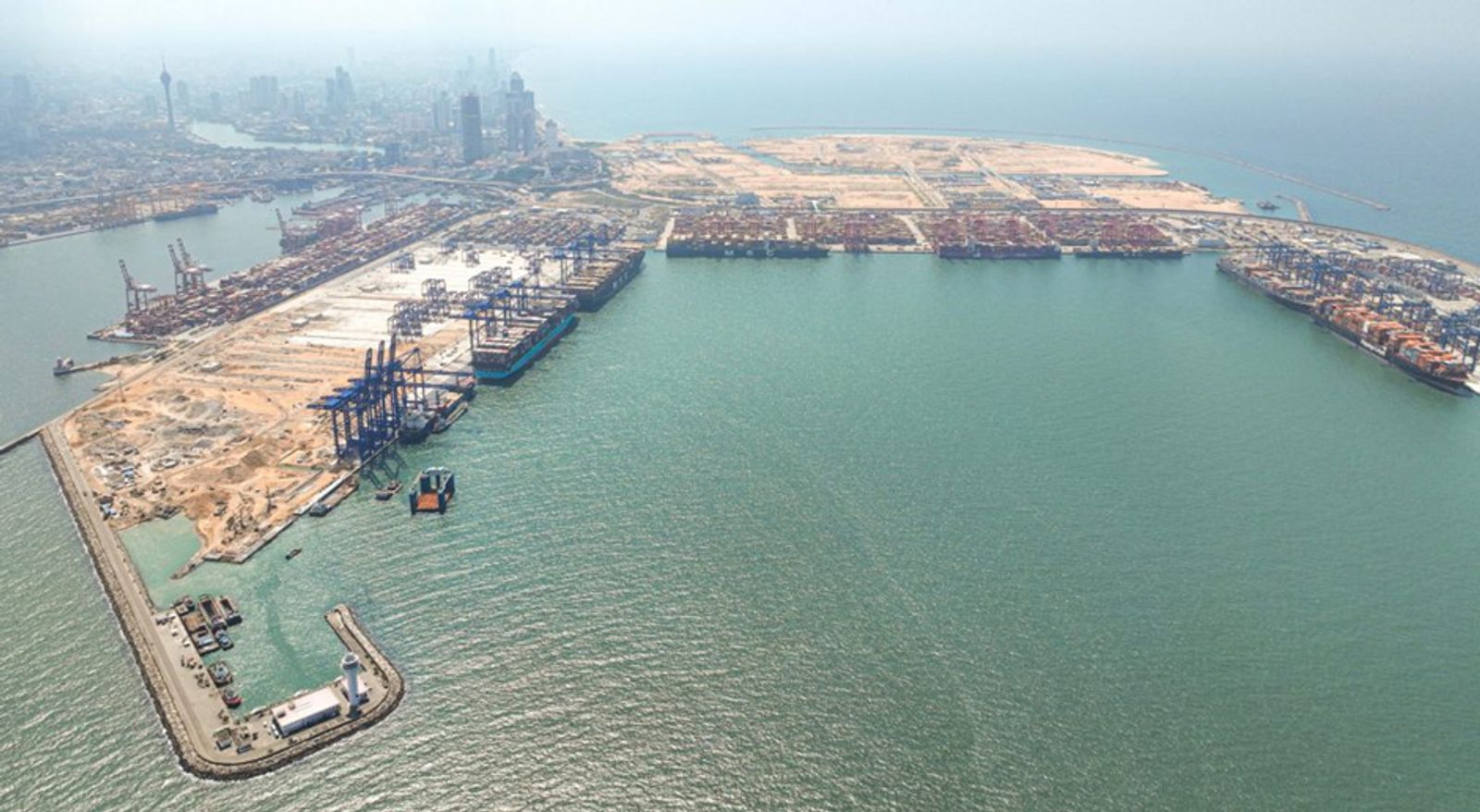 Colombo expands box capacity as regional hub competition intensifies 