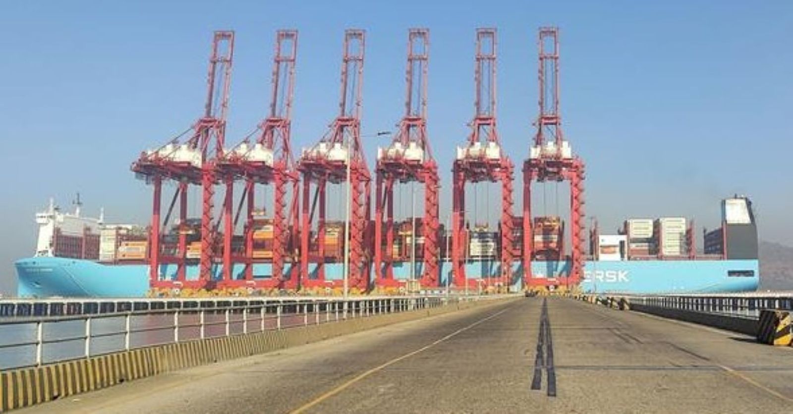 CSX restarts Baltimore tunnel service for double-stack in 2026 ...