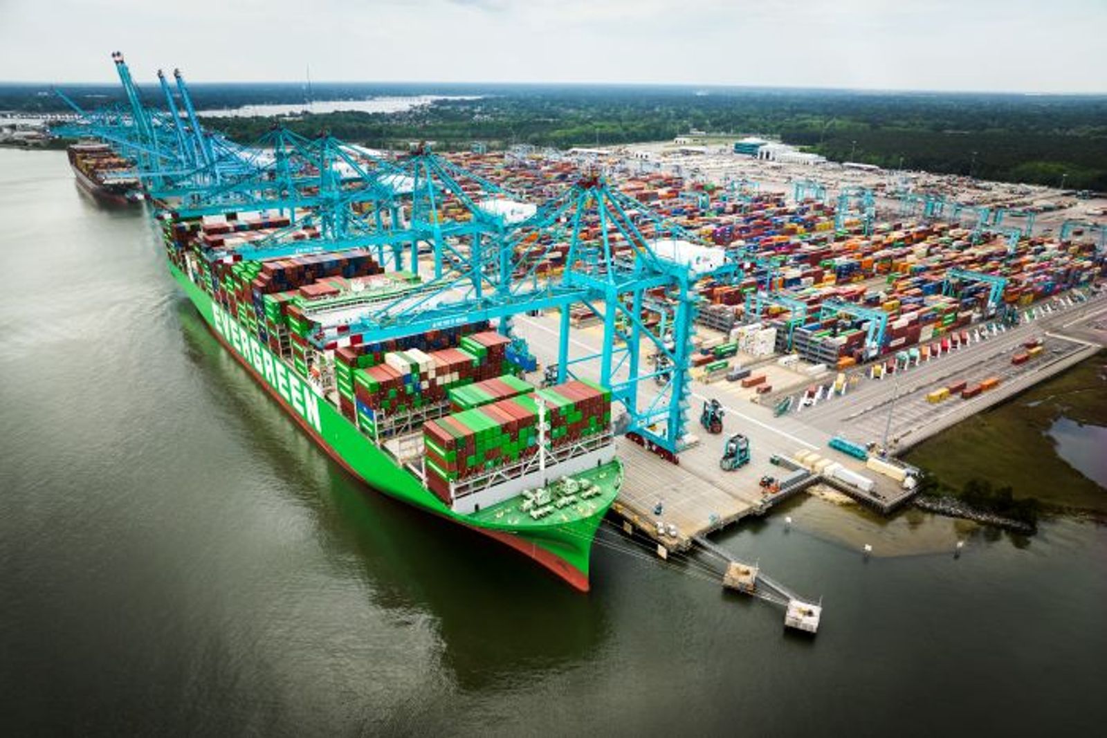 Virginia’s deeper harbor could allow higher usage on ULCVs