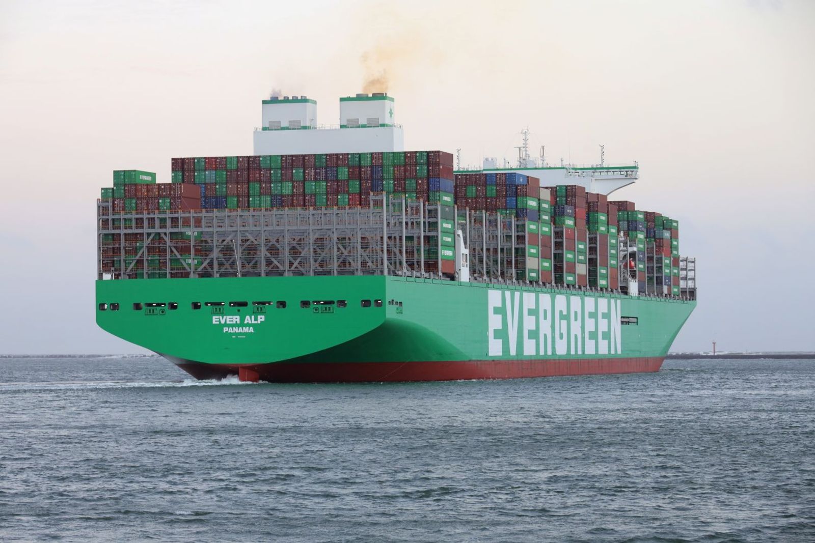 Softer freight rates push Evergreen to 71% decline in Q1 net profit