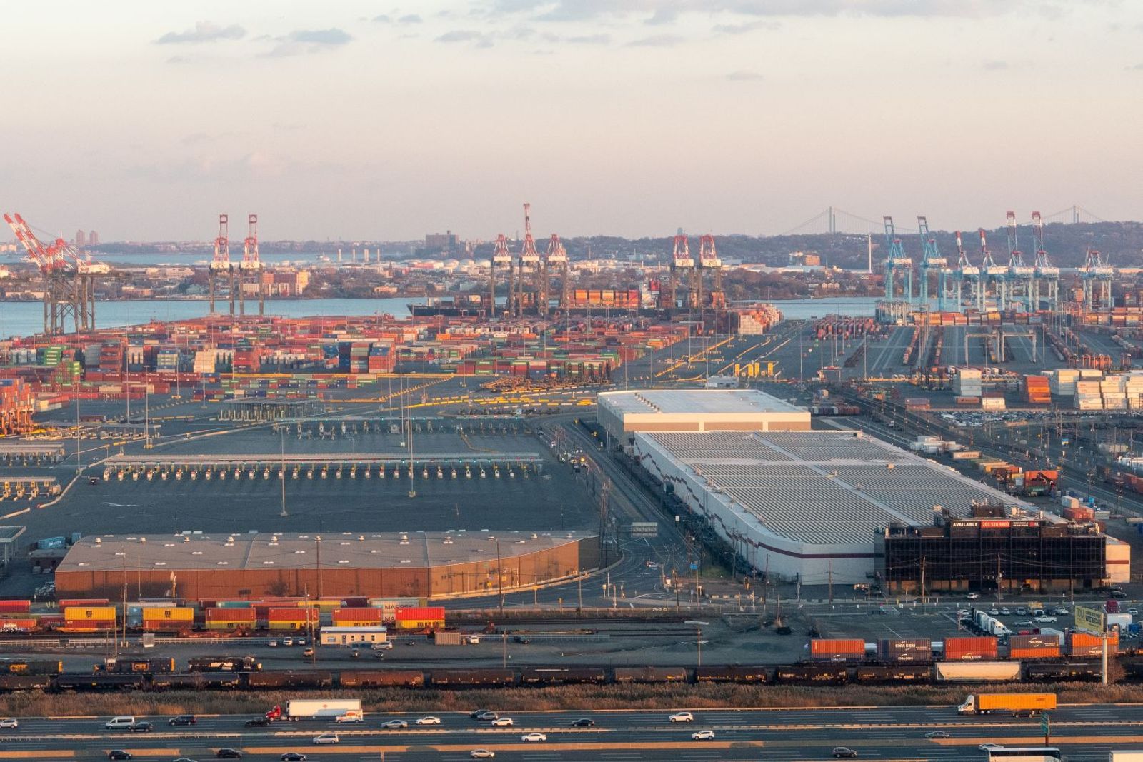 Beyond the terminal gate: Why the future lies in logistical ecosystems
