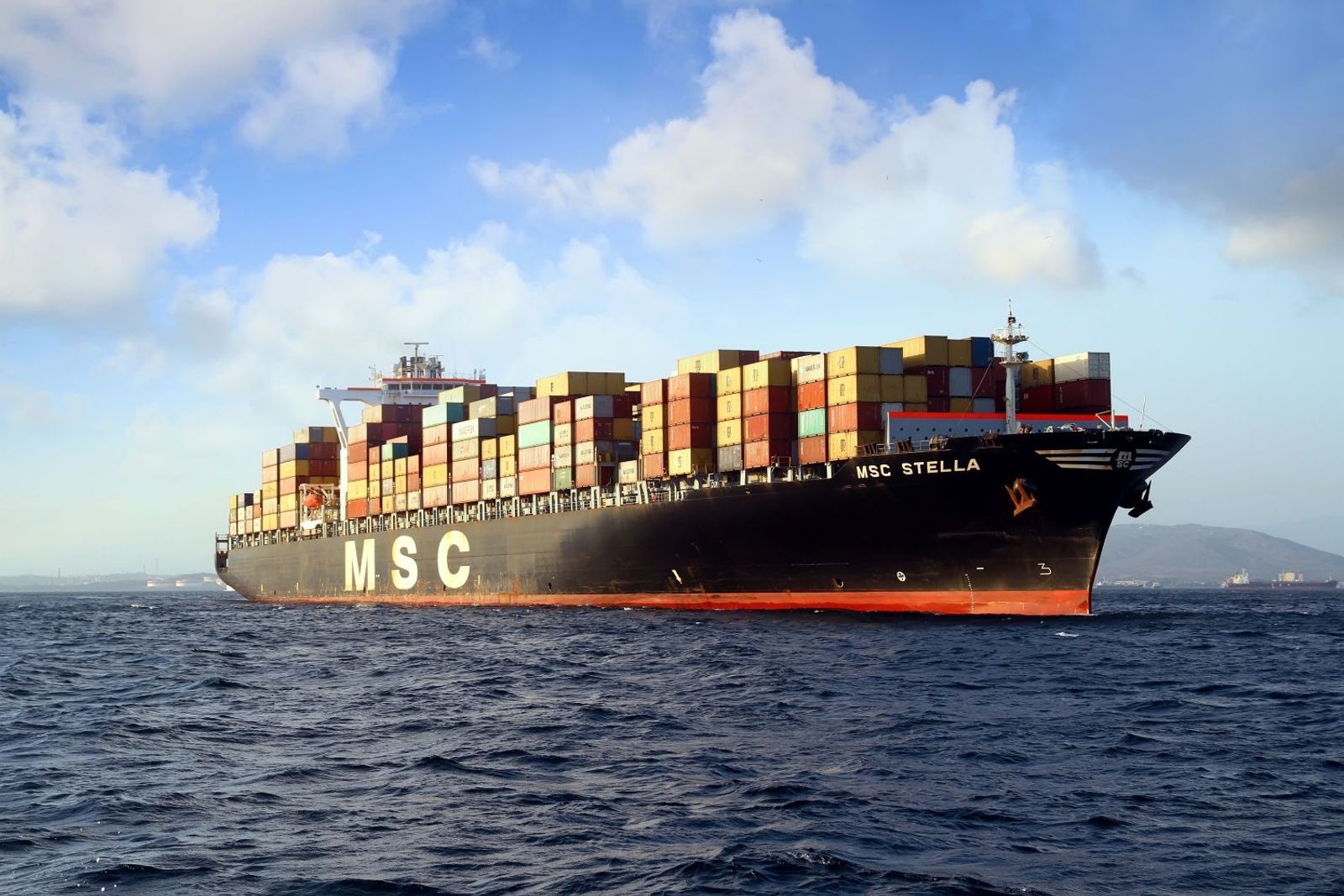 MSC brings back trans-Pacific express service due to rate surge