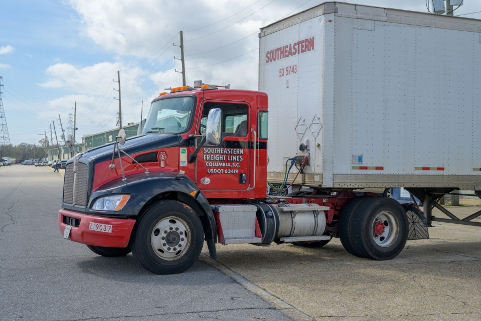 US LTL carriers expanding networks, but still playing catch-up with lost capacity