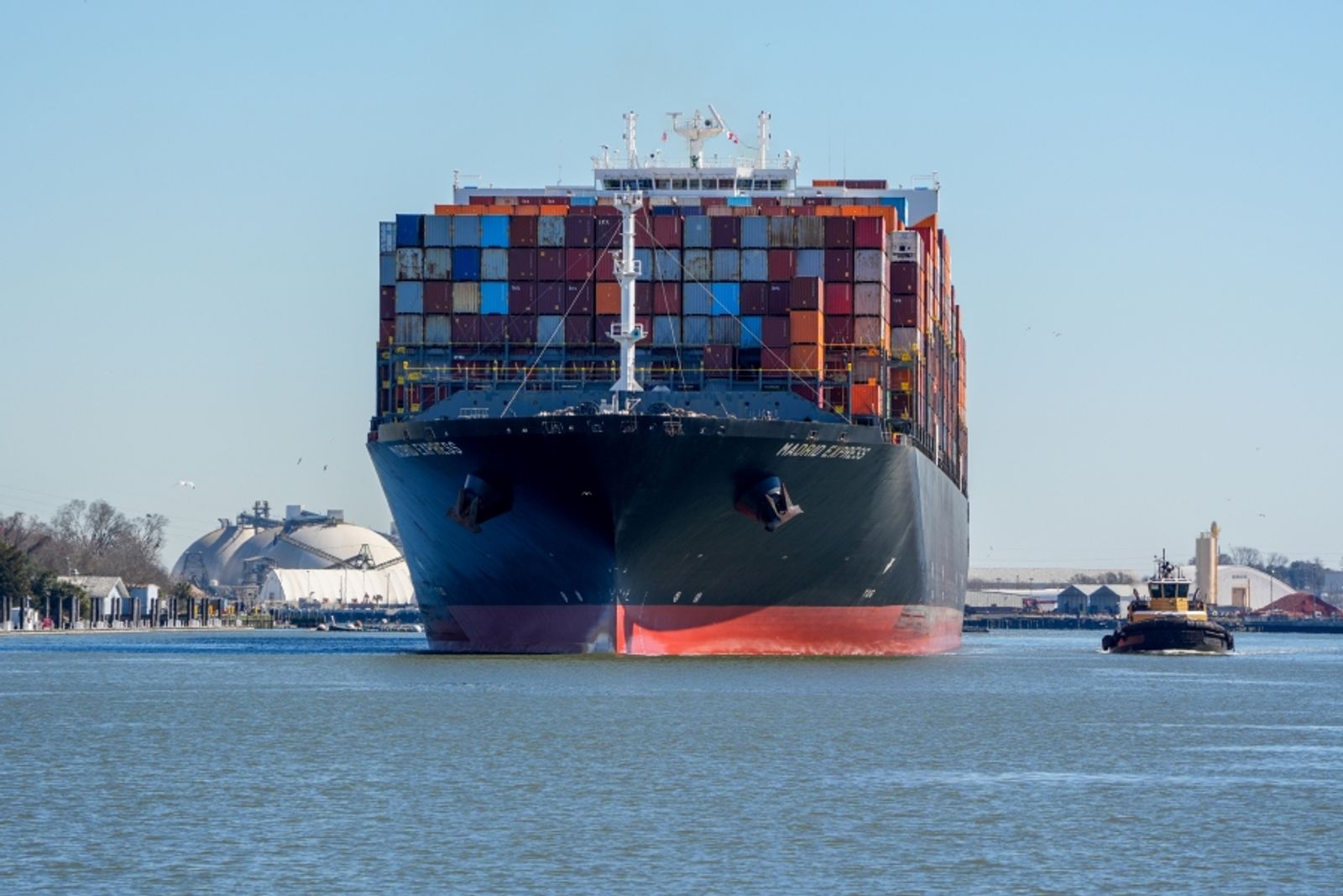 US imports set to push spot truckload rates higher in August