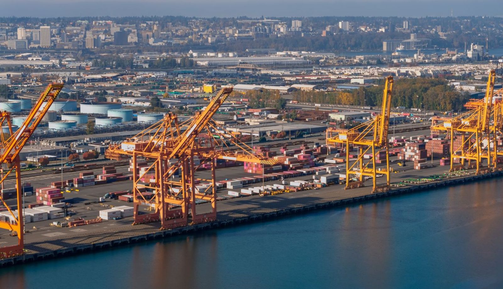 HMM investing $135 million in Washington United Terminals to boost capacity 50%
