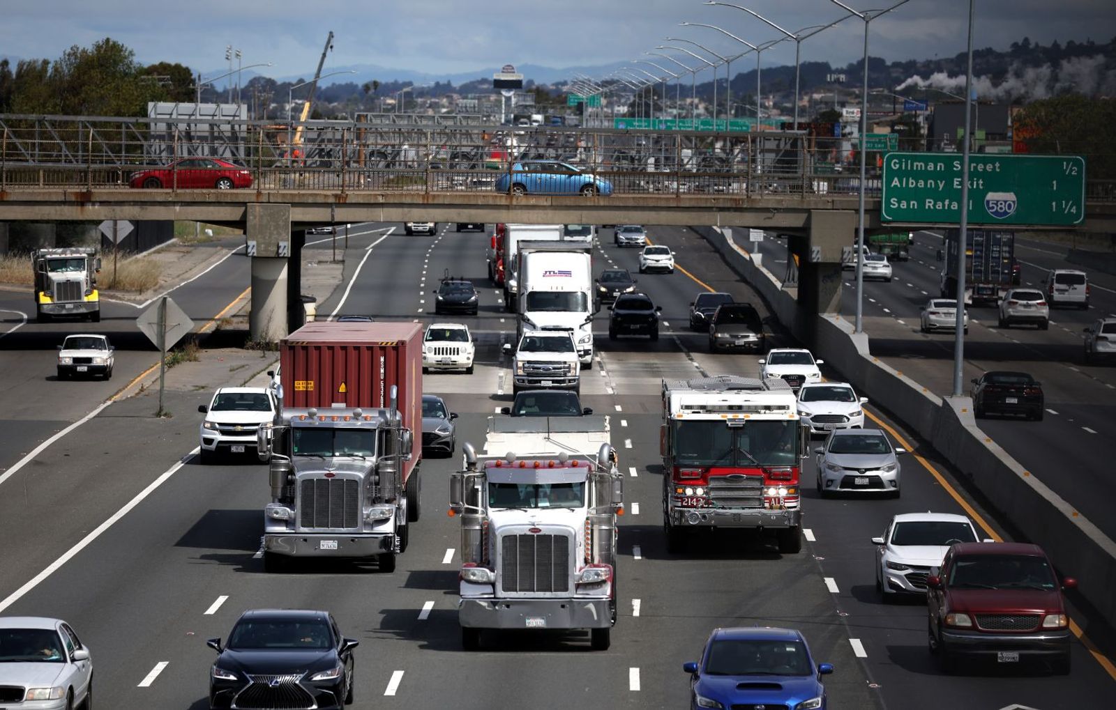US trucking lobby seeks new CEO as ATA chief Spear steps down