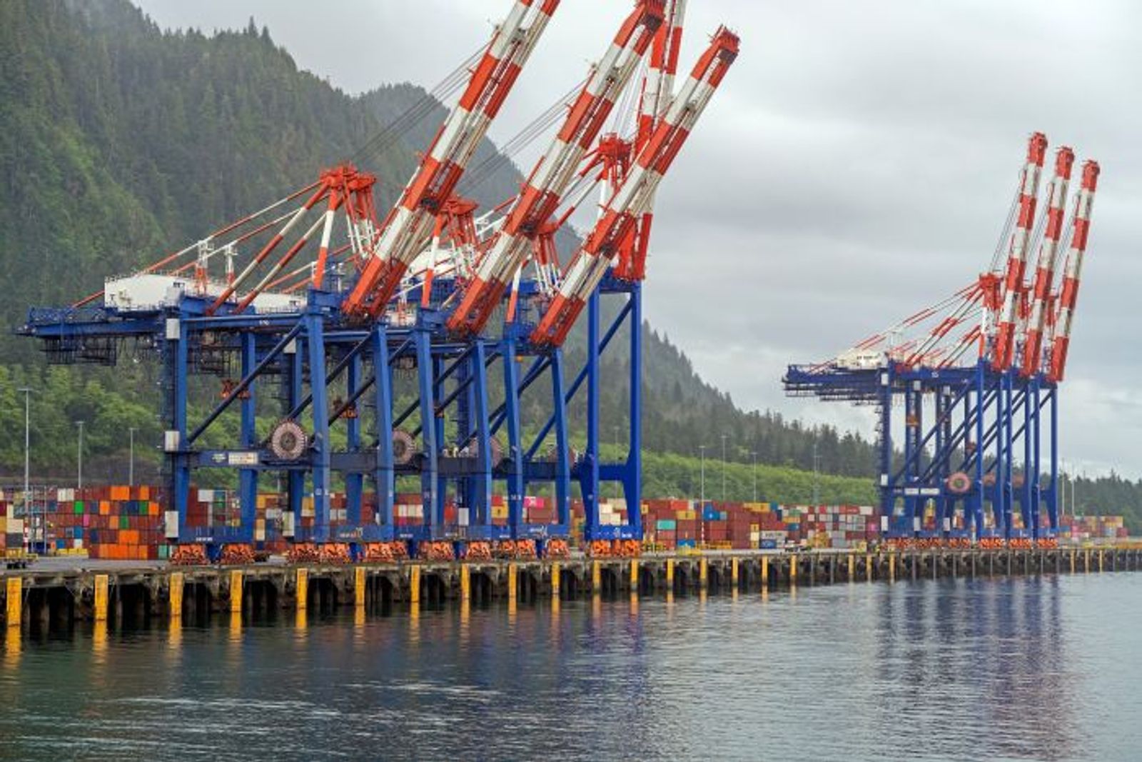 Prince Rupert’s big bulk-to-container transload facility debuts