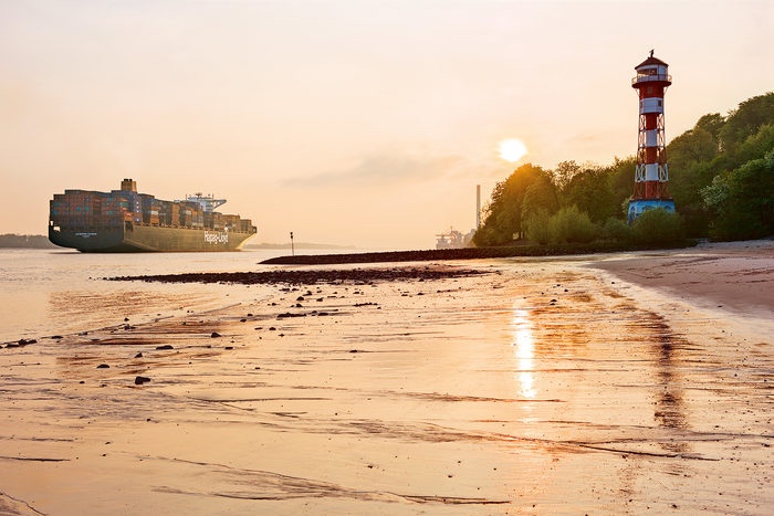 Rates are rising in the build up to Chinese New Year. Photo credit: Hapag-Lloyd