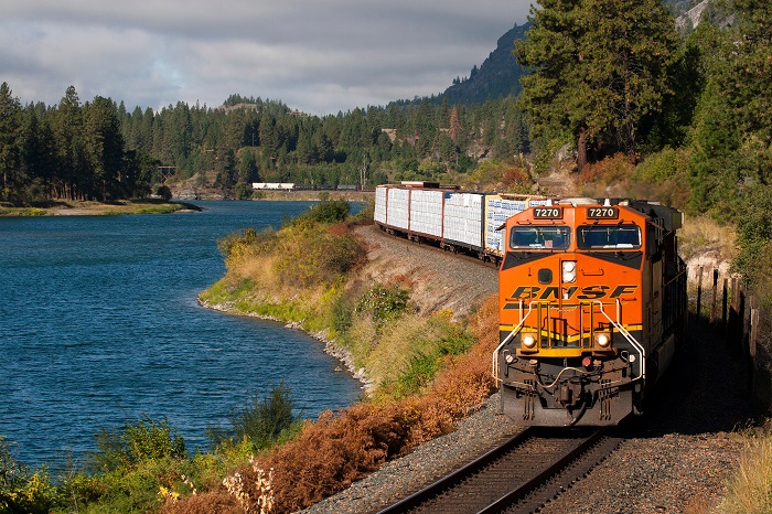 In the past, resourceful supply chain managers always had alternatives in their hip pocket to meet the unexpected, for a price. Not this year. In 2018 shippers should not expect surge freight capacity. Photo credit: Shutterstock.com. BNSF US Montana