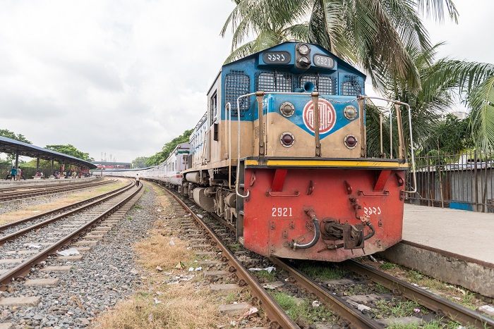 Railway-based cargo carriage in Bangladesh is increasing every year and officials are hopeful that it will increase substantially in the period ahead, as a result of a regional Bangladesh, Bhutan, India and Nepal connectivity initiative. Photo credit: Shutterstock. A railroad in Bangladesh.