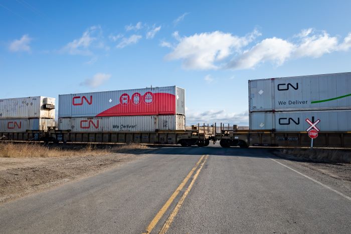 Rail Intermodal Cn Looks To Break Up Kcs Cp Merger With Rival Bid
