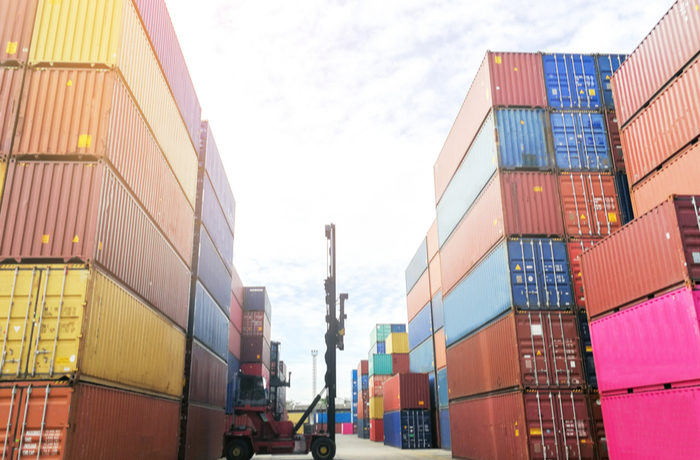 Covid 19 Pile Up Of Non Essential Cargo At Us Ports Raises Alarms