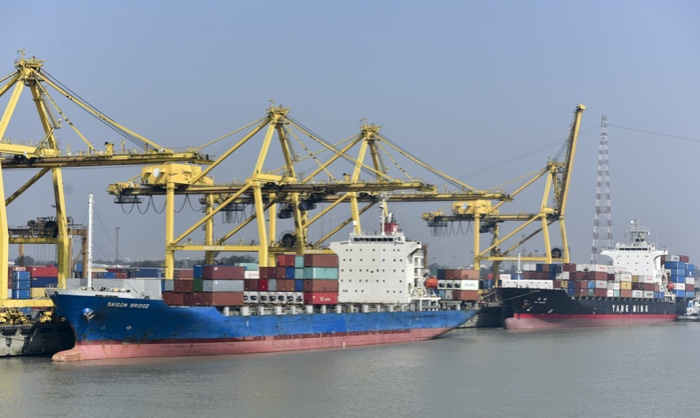 Under normal circumstances, the shipping lines offer 14 to 21 days of so-called free time for containers after they are discharged in Chittagong, and storage fees run between $5 to 0 daily after the time expires.