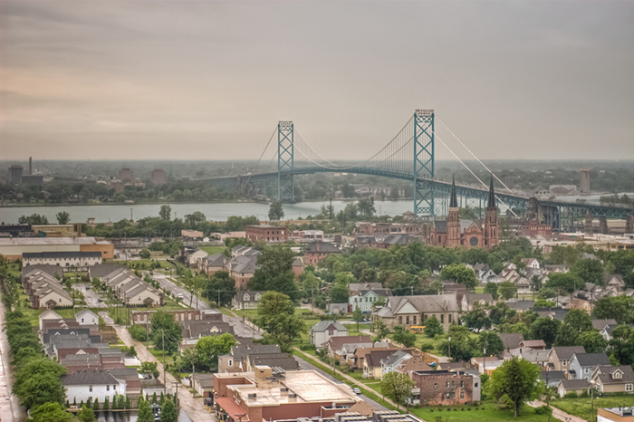 The Detroit Ambassador Bridge connecting Windsor, Canada and Detroit.