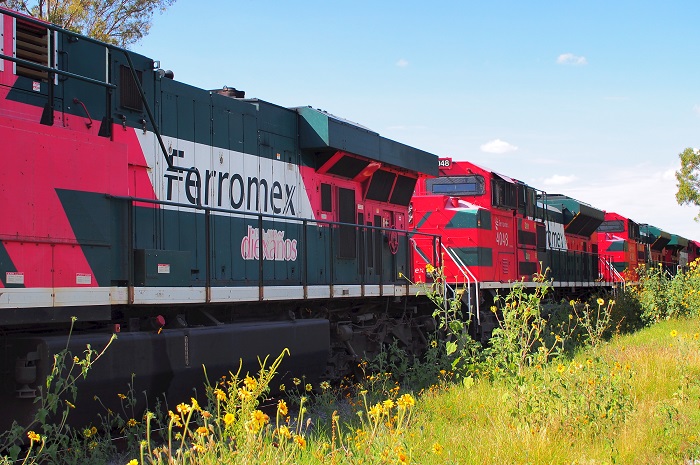 The Mexican Federal Competition Commission (COFECE) concluded in a preliminary report released in March that the lack of competition among the country’s top three rail operators has led to unreasonable carload and intermodal prices, and too long transit times. Photo credit: Shutterstock.