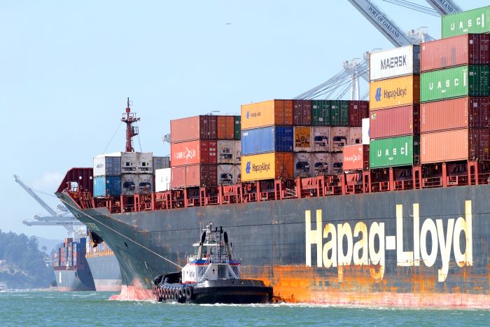 Spot rates booked on Maersk and Hapag-Lloyd’s websites now account for more than 10 percent of each of their total spot rate transactions. Photo credit: Shutterstock.com