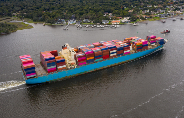 The project to dredge 11 miles of the Jacksonville Harbor will increase the depth to 47 feet in a stretch leading to the Blount Island Marine Terminal. Photo credit: Shutterstock.com