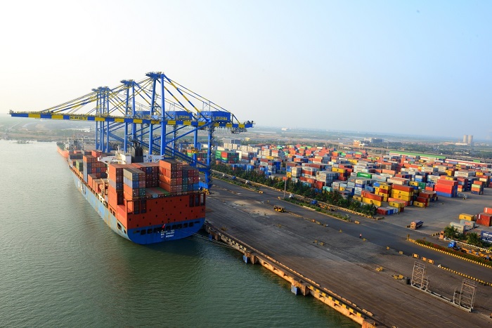 The “drive-through-container-scanning” facility is the latest in a series of ease-of-doing-business measures that Krishnapatnam Port has implemented to enhance its competitiveness and attract more cargo. Above: Krishnapatnam Port.) Photo credit: Krishnapatnam Port. Krishnapatnam Port.