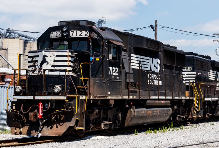 Norfolk Southern To Reopen Louisville Depot For Ocean Freight