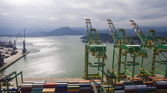 A 21-day strike by freelance workers from the OGMO longshore labor pool in Brazil's port of Santos caused only minor delays. Photo credit: Shutterstock.com.