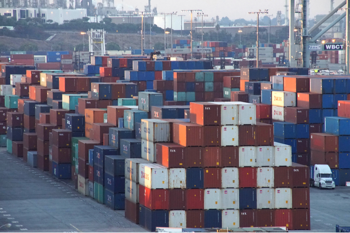 A yard that NEXT Trucking plans to open in the fourth quarter of this year will hold 1,000 containers and is designed to cut the distance drayage truckers do in dropping off and picking up cargo. Photo credit: Shutterstock