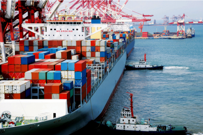NVOs expect this week’s spike in import volumes to be followed by declining imports in May and June. Photo credit: Shutterstock.com.
