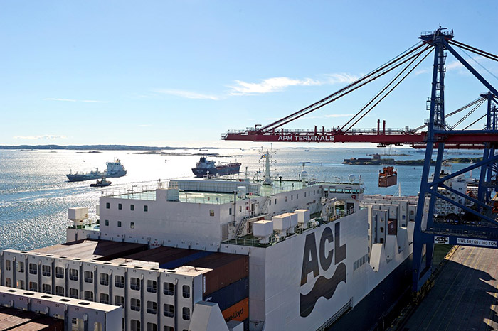 The vote will take place as Atlantic Container Line considers leaving Gothenburg.