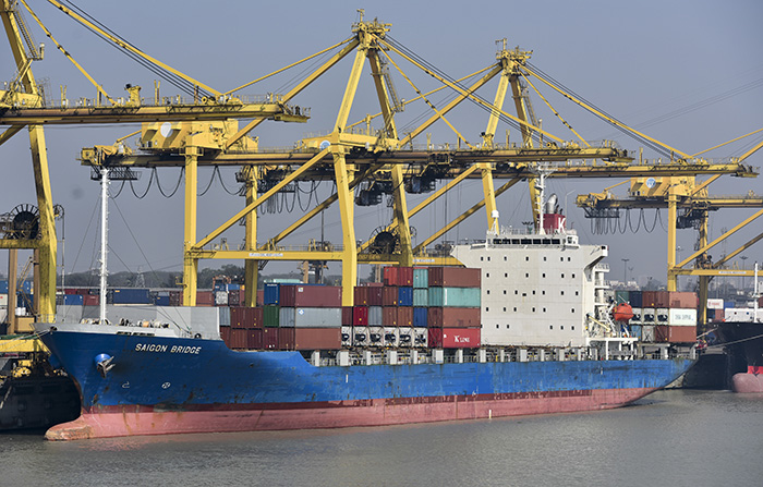 It could take months for the broken Chittagong cranes before the cranes are again operational.
