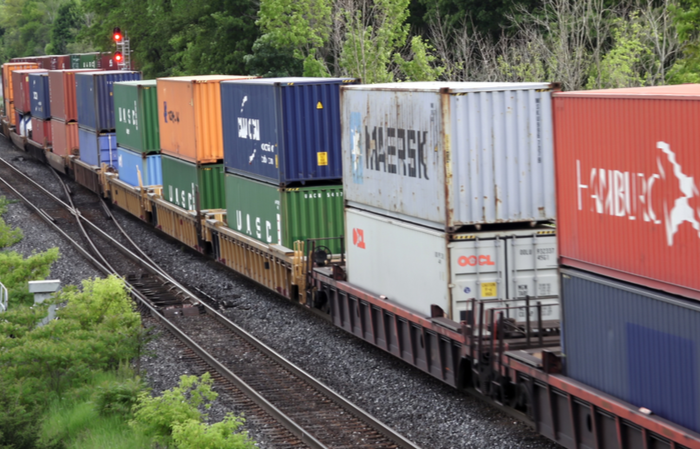 US Railroad: New CN-CSX service links 