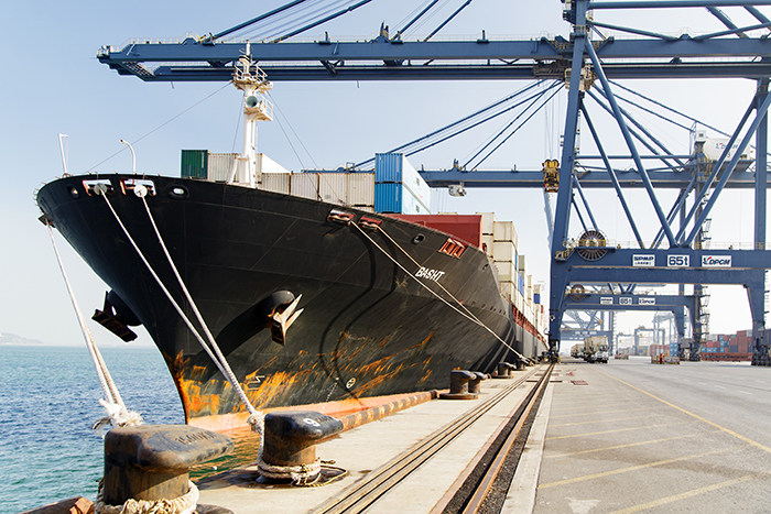 The port of Dalian has been one port of focusin government efforts to better utilize existing port capacity.