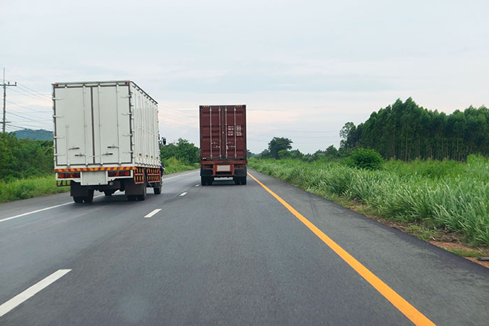 Harbor truckers serving the Port of Jawaharlal Nehru have parked their vehicles. Photo credit: Shutterstock.com.