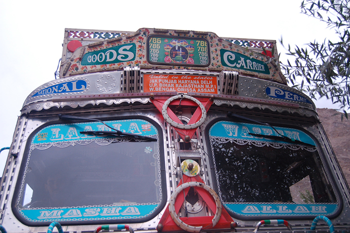 Truckers in India will soon spend less time waiting to enter the country's ports to pick up or drop off cargo.