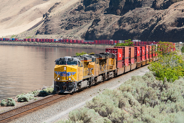 The acquisition of ShipXpress will help GE Transportation round out its RailConnect 360 suite of software programs, which include transportation and revenue management systems, and Movement Planner, which uses real-time data to optimize rail network utilization.