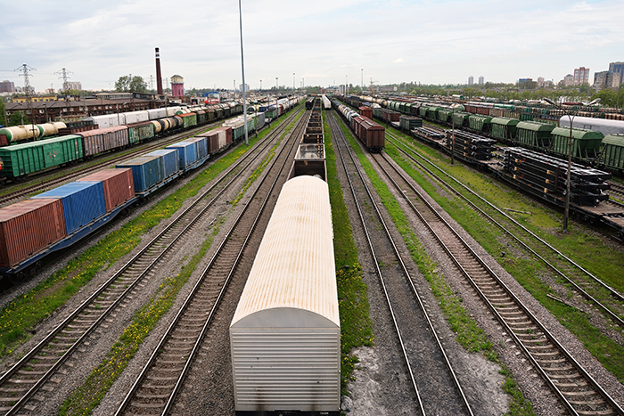 Regulation is just one of the issues holding back growth in Russian containerized rail traffic.
