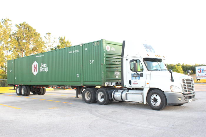 Although domestic drayage rates continue to climb off of record highs in 2018, shippers are not moving containers as many miles so their overall expenses have fallen nearly 20 percent this year, according to DrayNow. Photo credit: JZ Expedited Companies