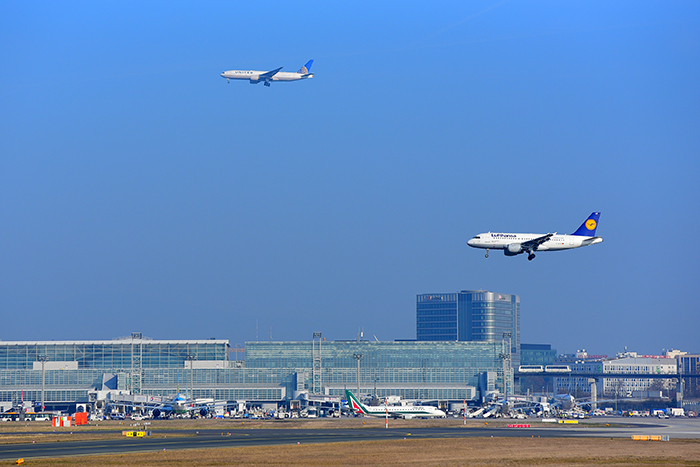 Lufthansa Cargo and United Airlines will soon be flying closer together across the Atlantic Ocean.